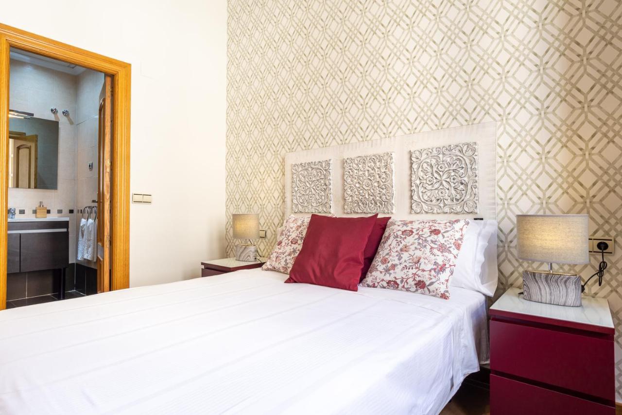 Dobo Malaga Puerto Apartment Exterior foto